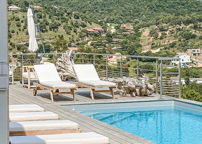 Margaux With Private Pool & Sea View Villa *