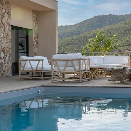 Вилла Margaux With Private Pool & Sea View Конка