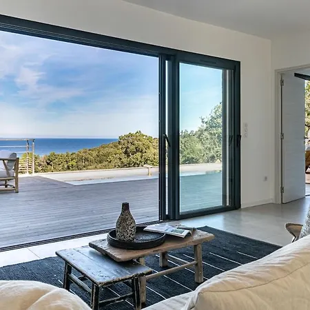 Margaux With Private Pool & Sea View Вилла *