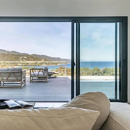 Margaux With Private Pool & Sea View Конка