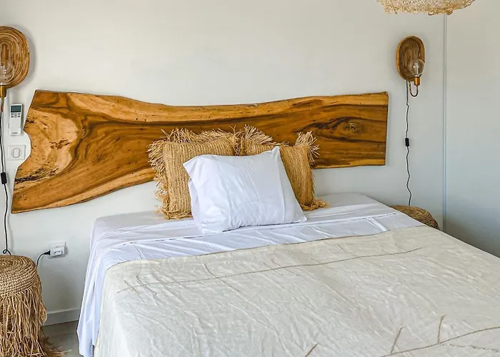 Villa Margaux With Private Pool & Sea View *